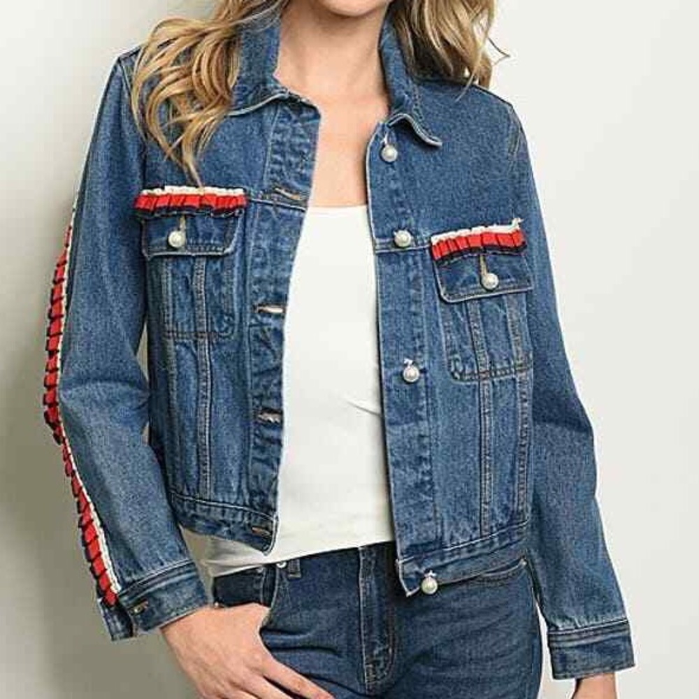PERFECT CONDITION SUNSET AND SPRING DENIM JACKET